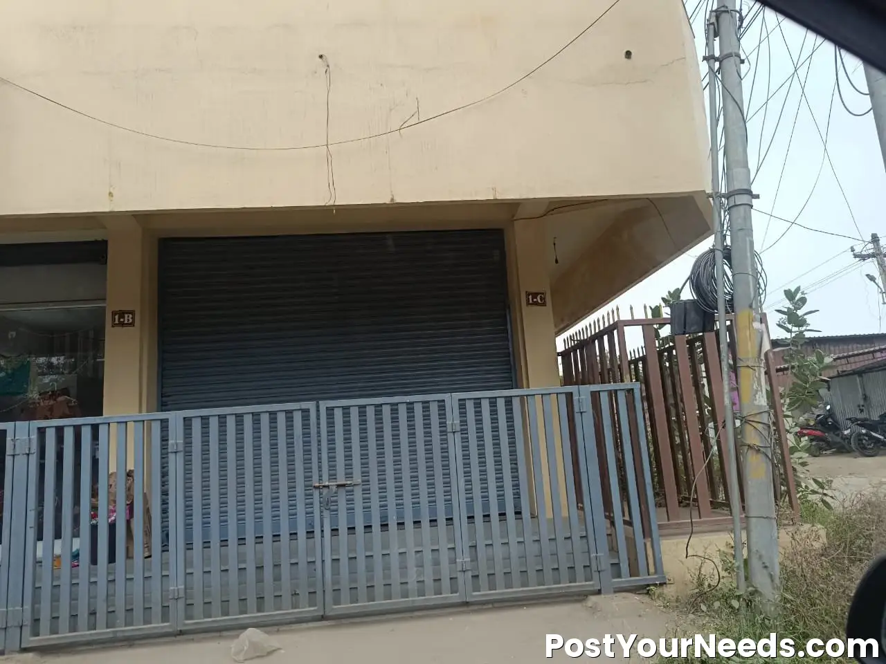Shop for rent at police quoters main road peelamedu coimbatore
