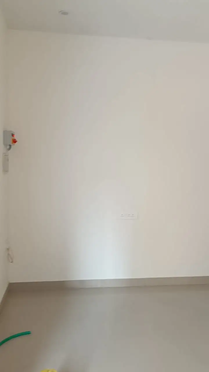 2 BHK  dinning with car parking  attached bathroom in near sakthi road near saravanampatti near tidel park near ganapthy