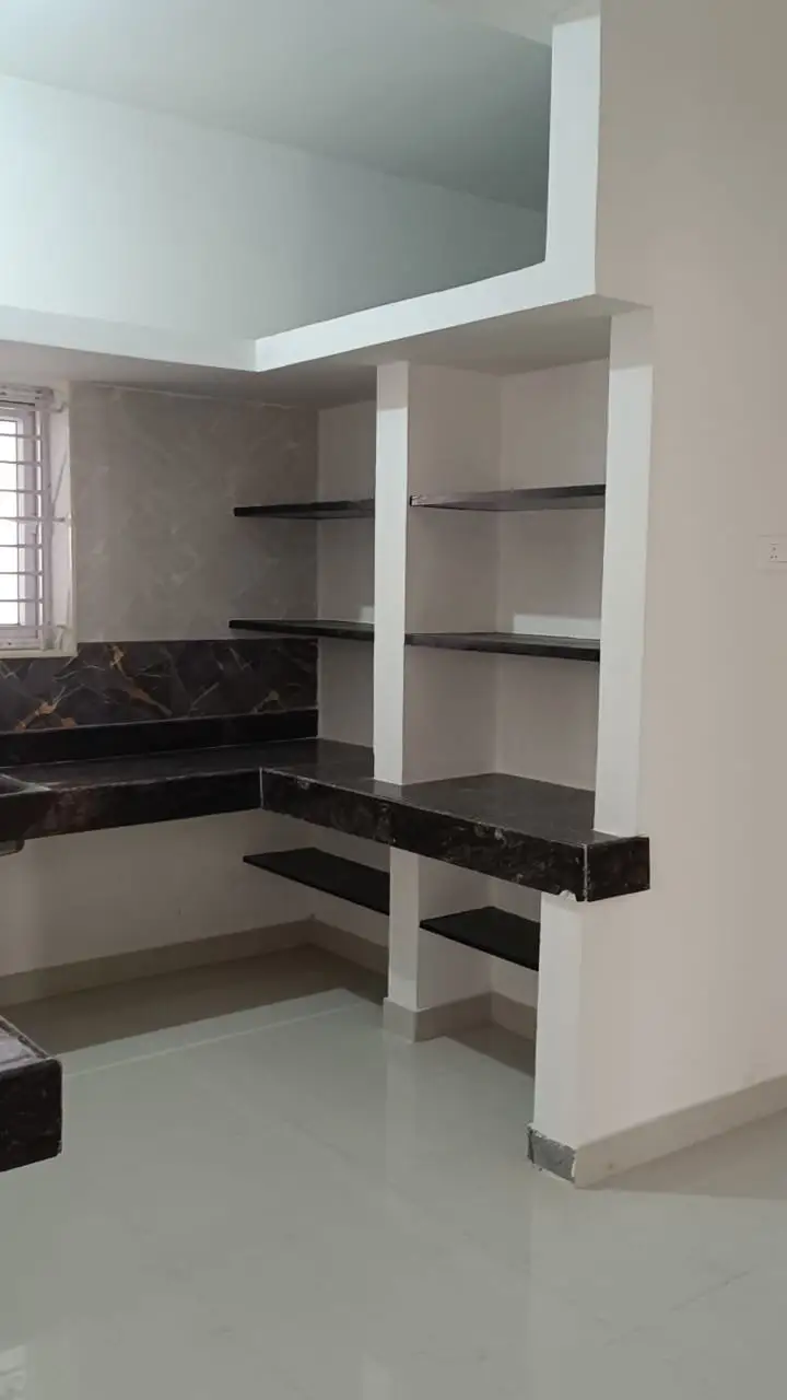 2 BHK  dinning with car parking  attached bathroom in near sakthi road near saravanampatti near tidel park near ganapthy